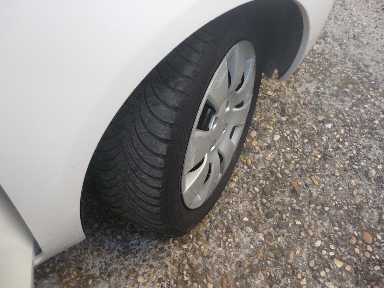 Toyota Yaris 1.0 5 porte Now