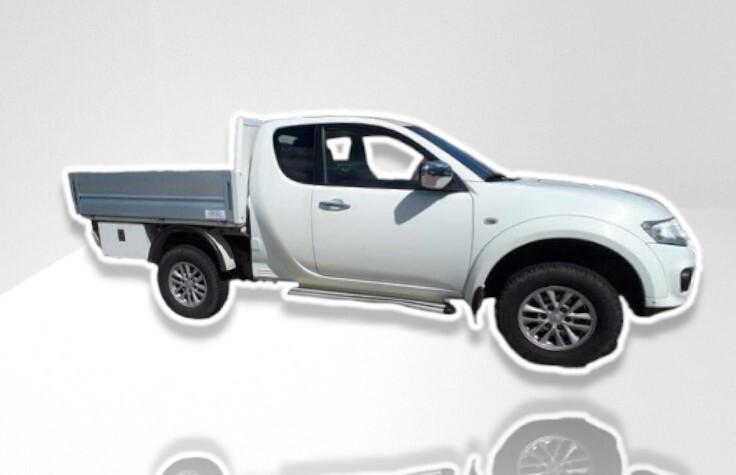 mitsubishi l200 b-cab 4 posti 2 porte cassone con sponde laterali