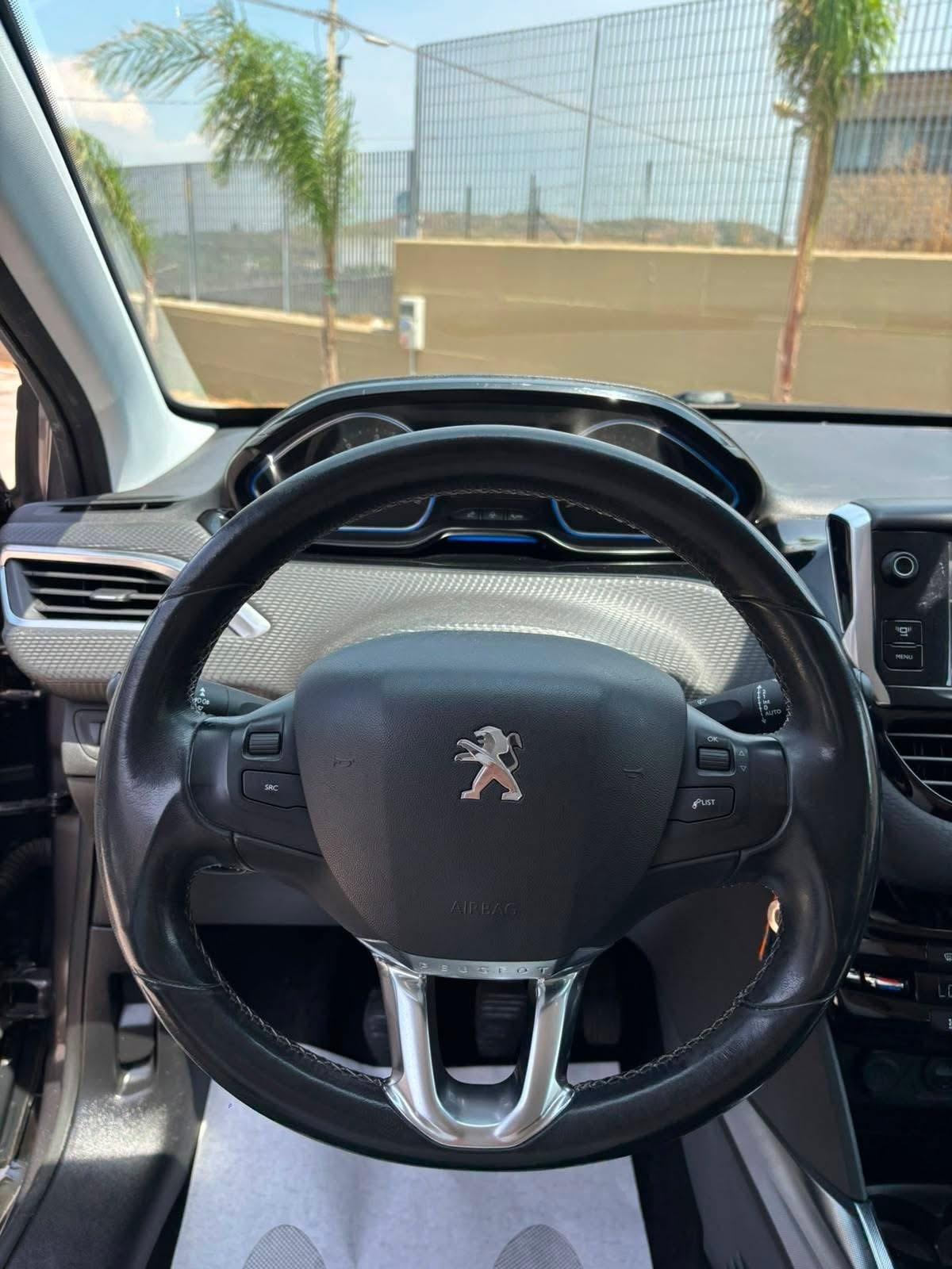 Peugeot 2008 1.6 e-HDi 92 CV Stop&Start Allure