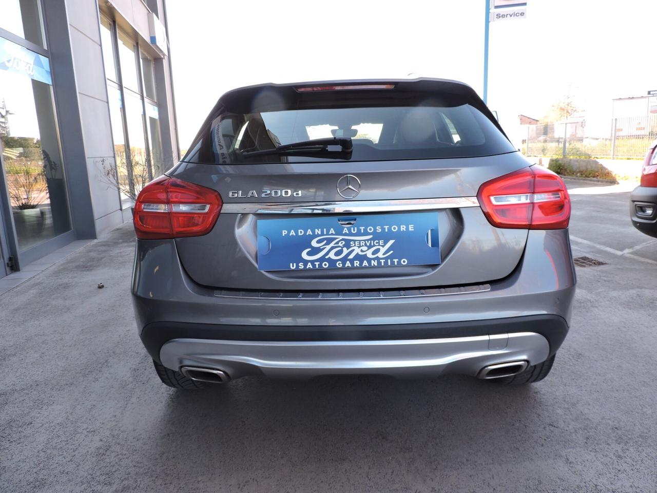 Mercedes-benz GLA 200 180 d Executive