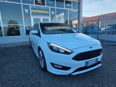 Ford Focus 125 CV ST Line