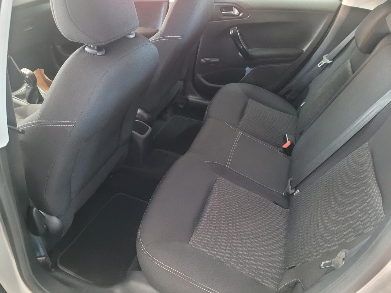 Peugeot 208 BlueHDi 75 5 porte Active
