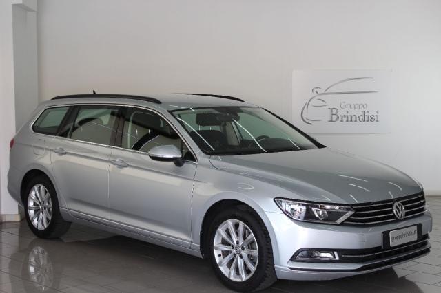 VOLKSWAGEN - Passat Variant - Passat Var. 1.6 TDI DSG Comfortline BMT