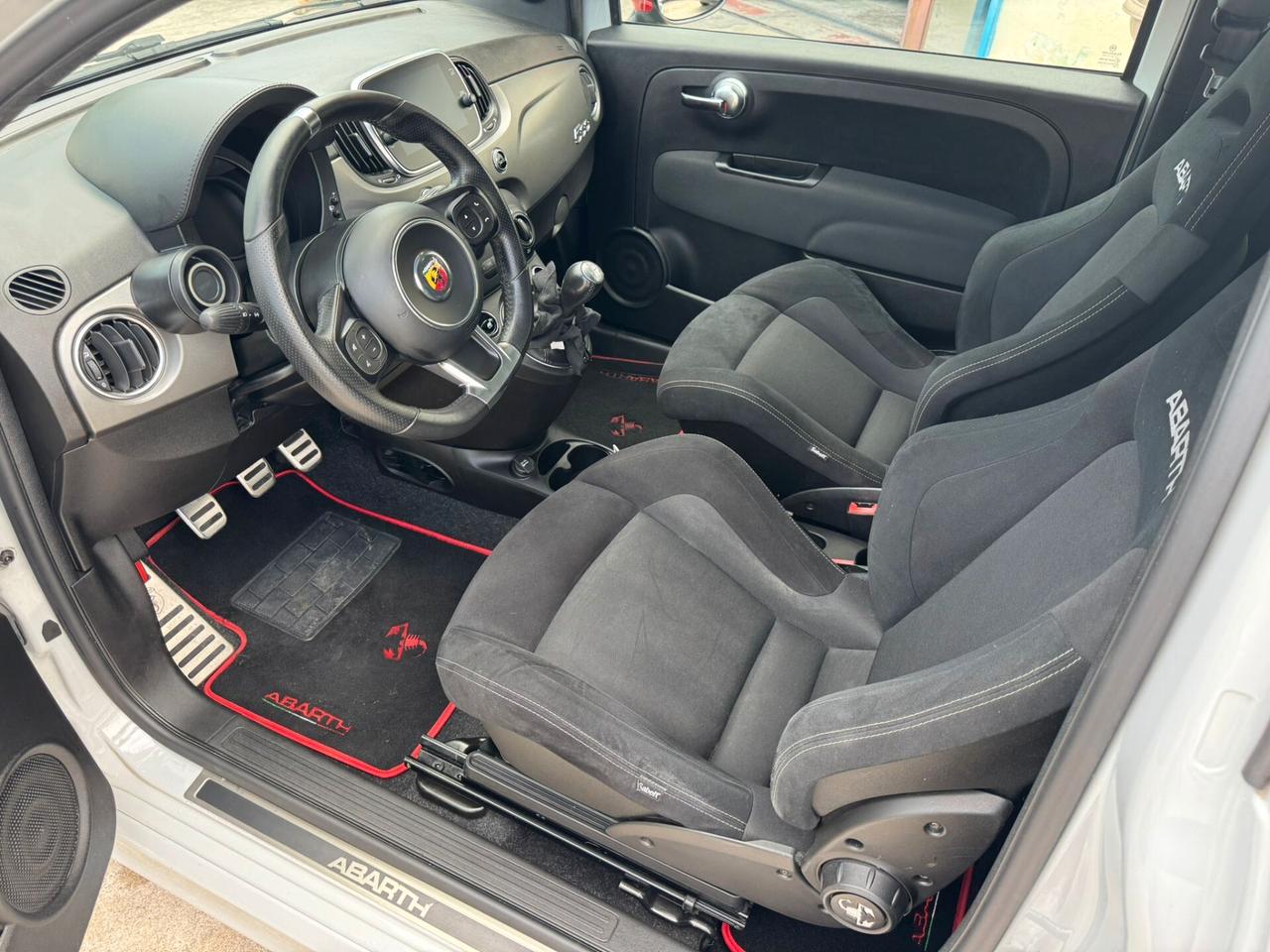 Abarth 595 1.4 Turbo T-Jet 165 CV Pista