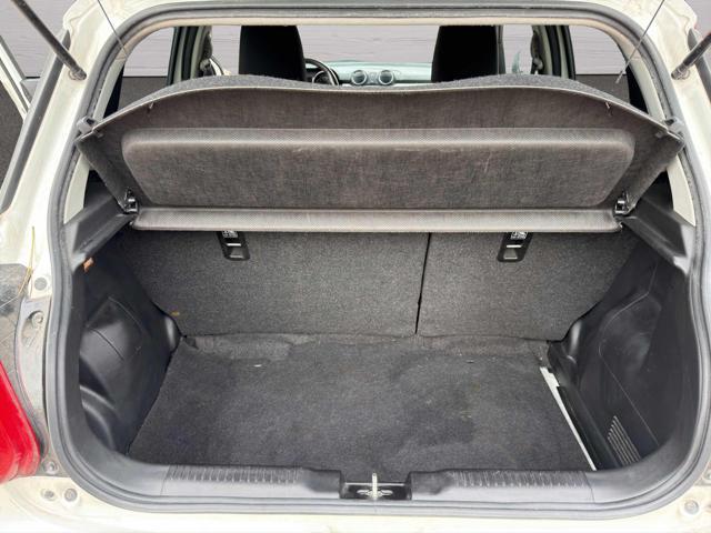SUZUKI Swift 1.2 Hybrid Top
