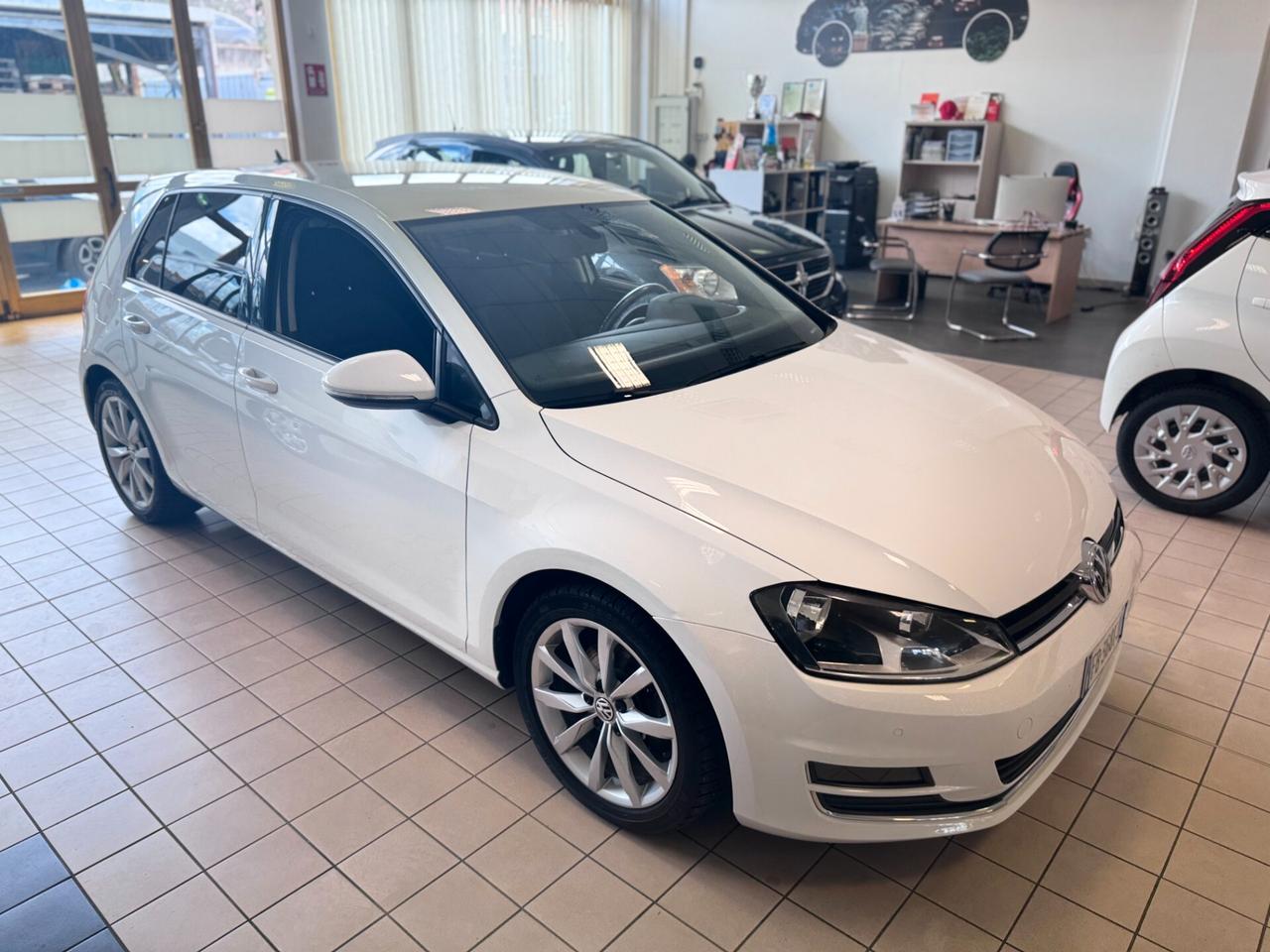 Volkswagen Golf 2.0 TDI 5p. 4MOTION Highline BlueMotion Technology