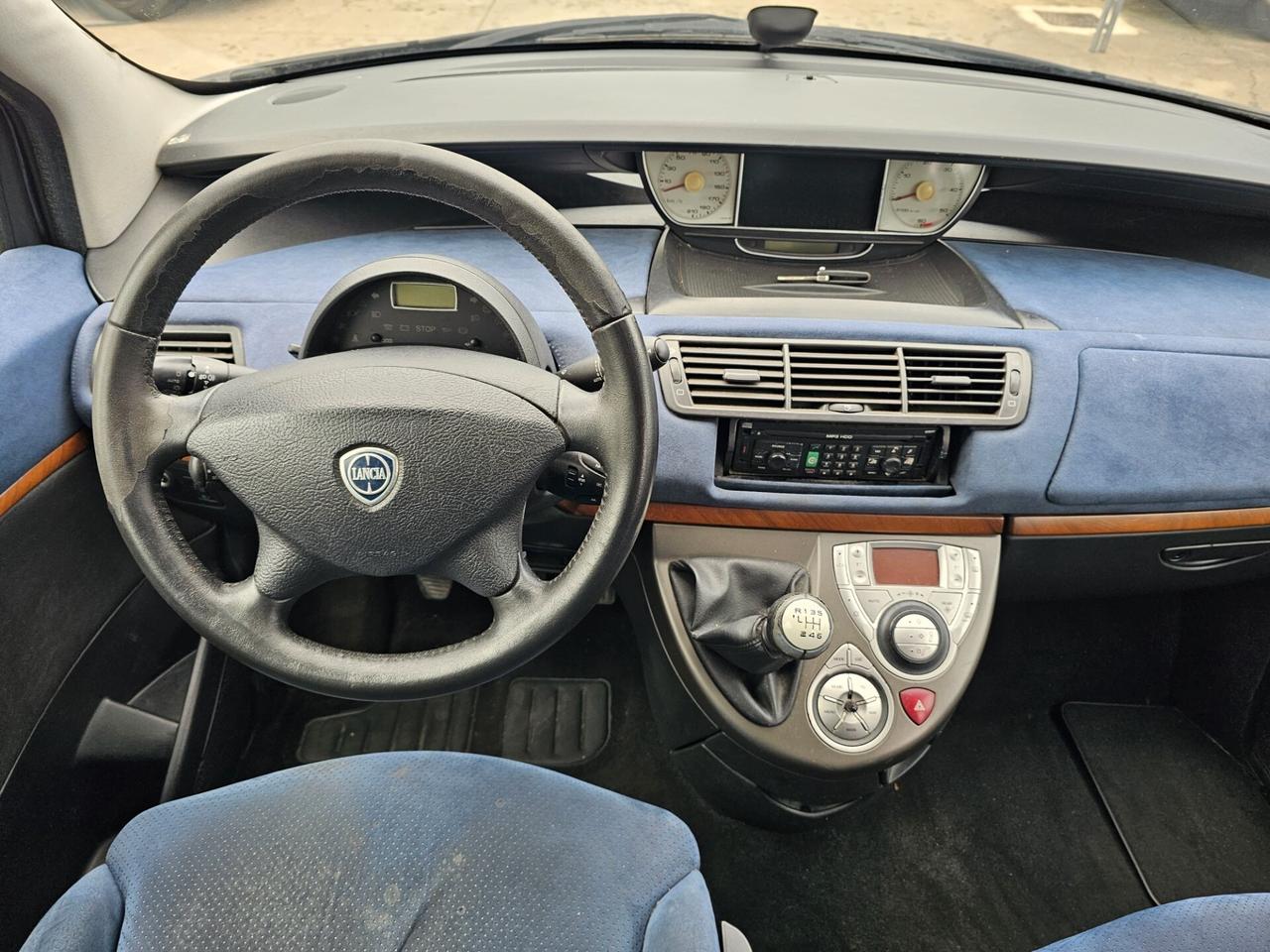 Lancia Phedra 2.0 MJT 136 CV Oro