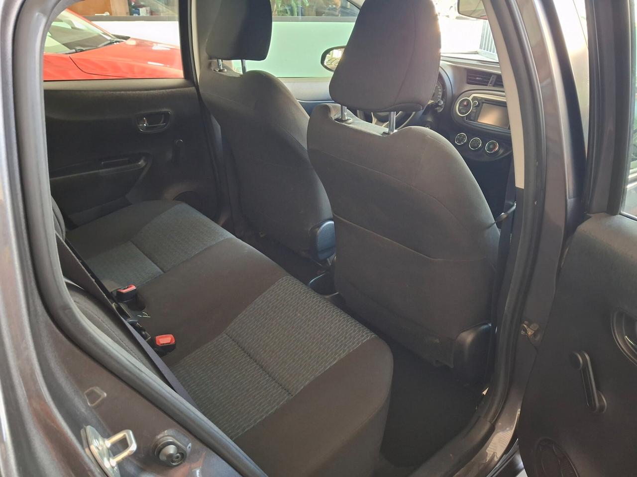 Toyota Yaris 1.0 5 porte Lounge