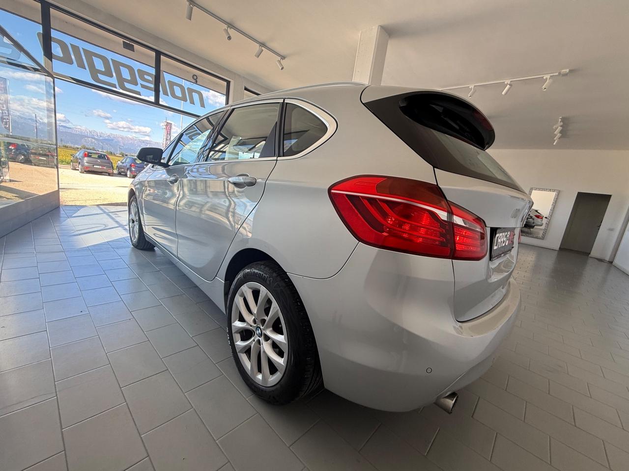 Bmw 2er Active Tourer 218d Advantage