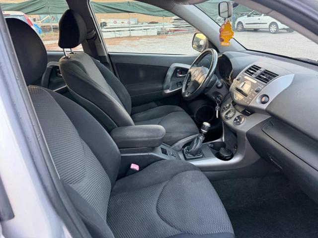 TOYOTA RAV 4 MY23 RAV4 2.2 D-4D 136 CV Luxury senza lavoro da fare