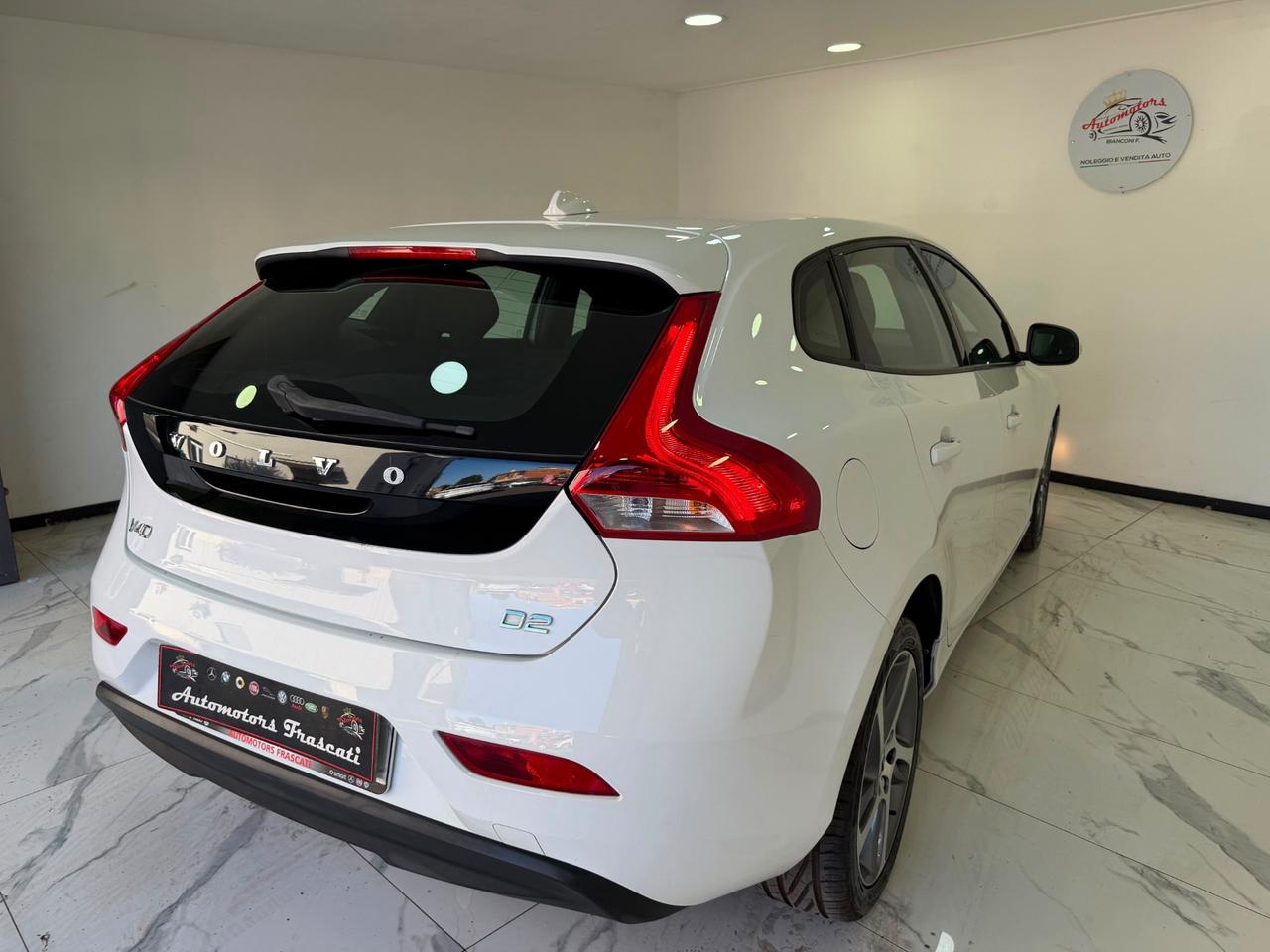 Volvo V40 D2 2.0 TDI 120 CV -UNIPRO-GARANTITA -2018