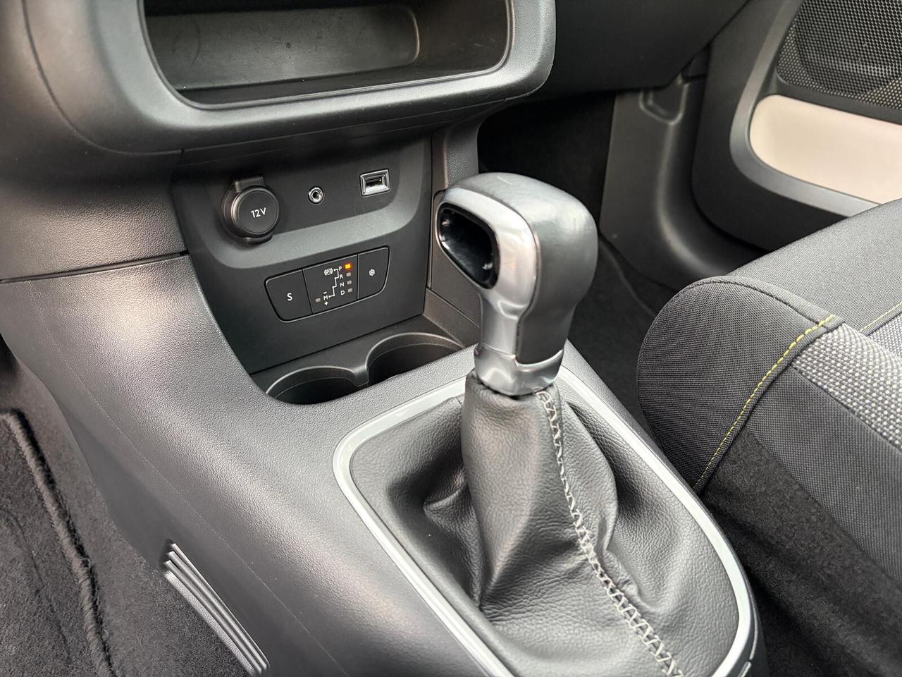 Citroen C3 1.2 T BENZINA 110CV EAT6 Shine