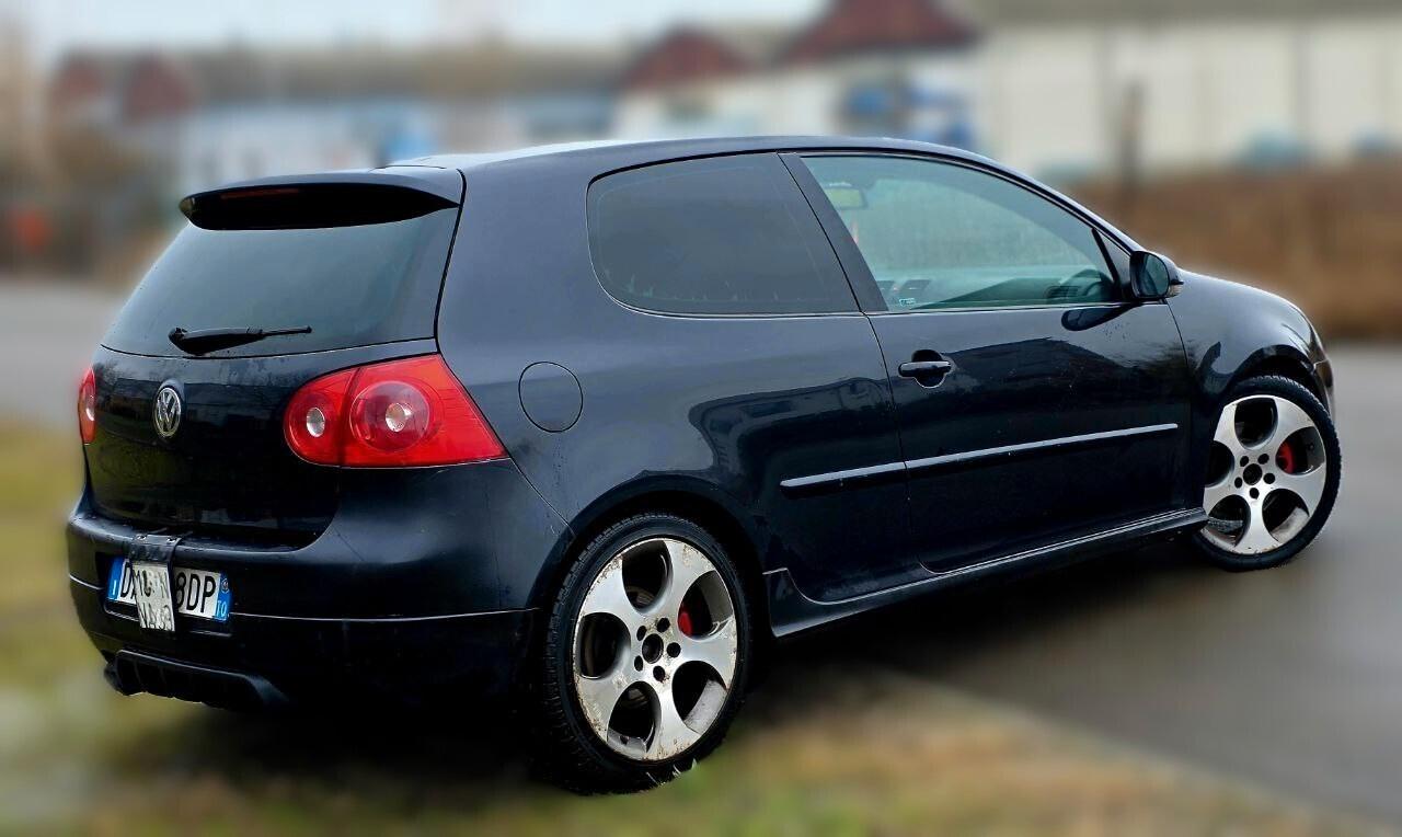 Volkswagen Golf GTI 2.0 ORIGINALE 200cv