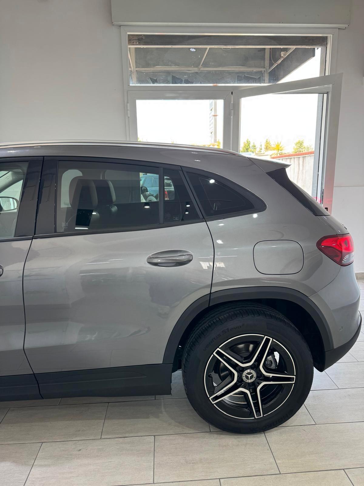 Mercedes-benz GLA 180 GLA 180 d Automatic Premium