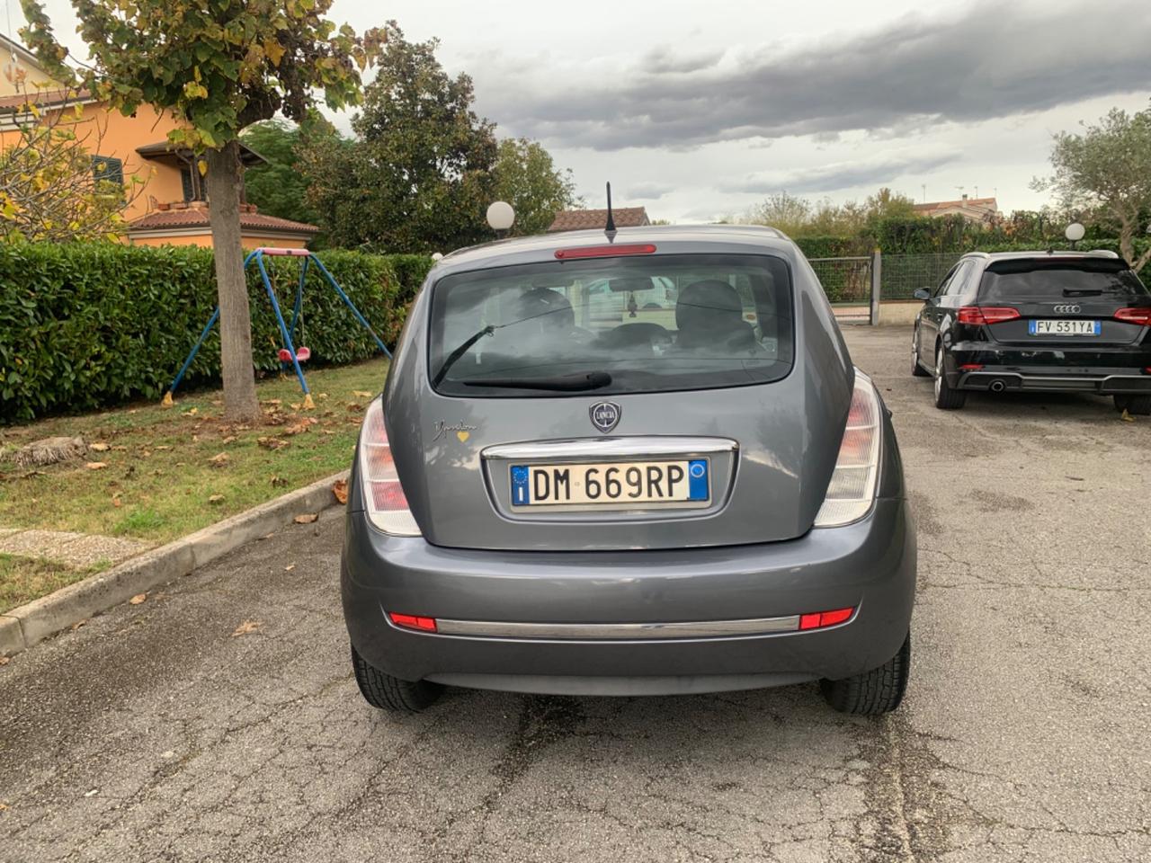 Lancia Ypsilon 1.2 modamilano restailing