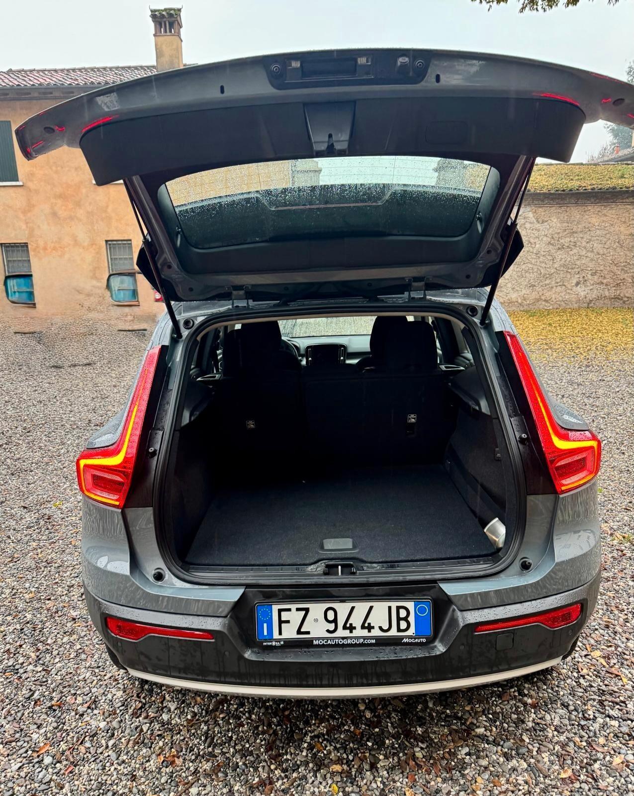 Volvo XC40 D3 AWD Geartronic Business Plus