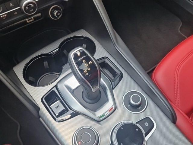 ALFA ROMEO Giulia MY23 2000 BZ 280CV VELOCE