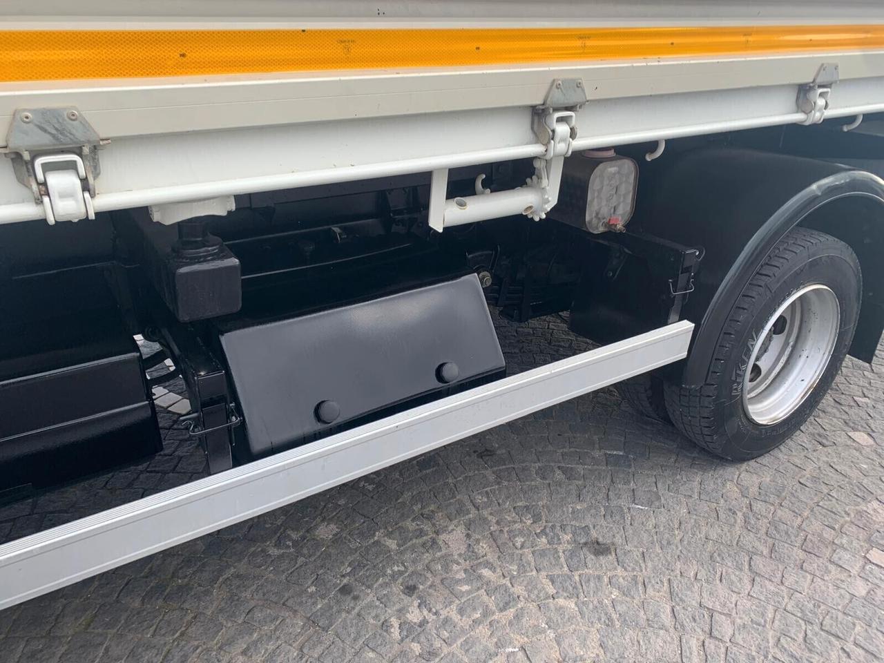 Daewoo AVIA - RIBALTABILE TRILATERALE-Portata 32 Q.li