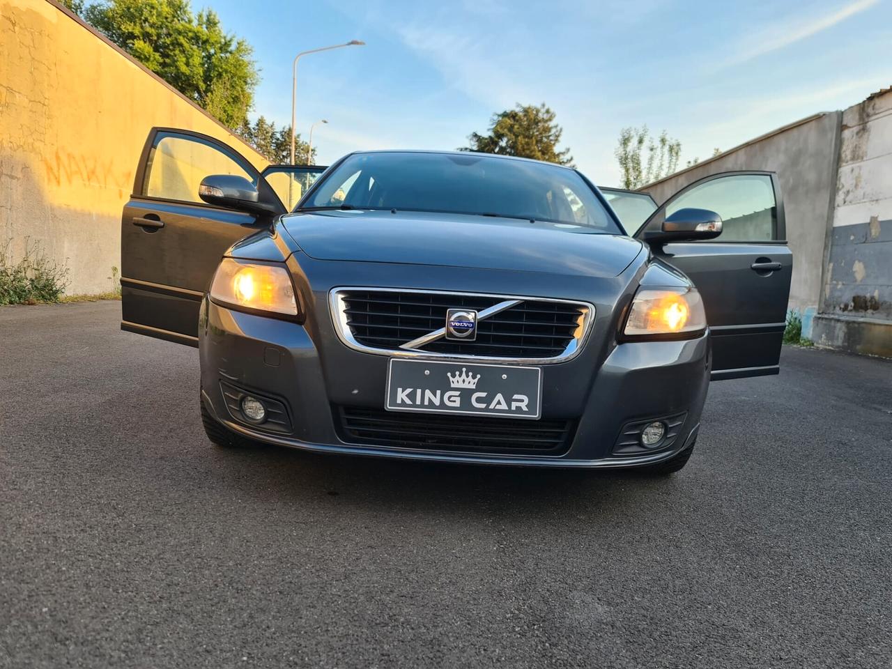 Volvo V50 D2 R-design