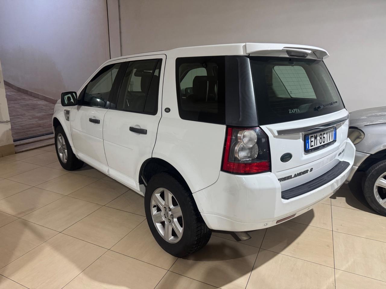 Land Rover Freelander 2.2 SD4 S.W. SE