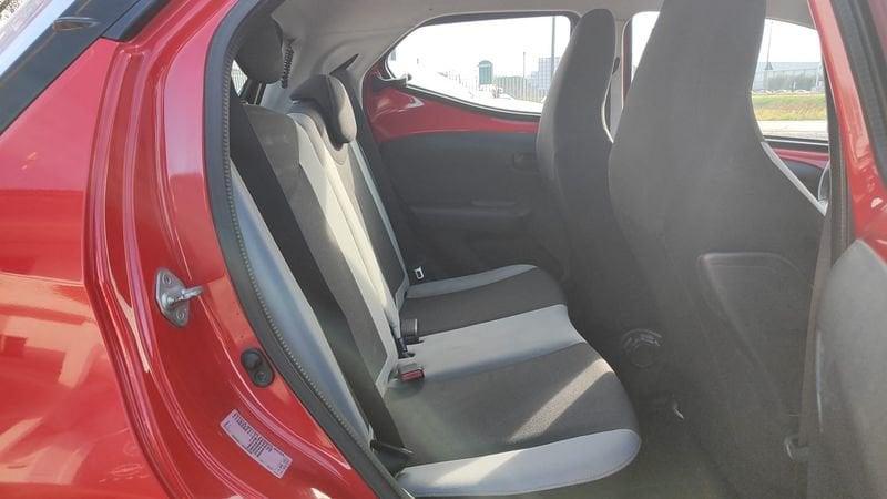 Toyota Aygo Aygo 1.0 VVT-i 69 CV 5 porte x-play