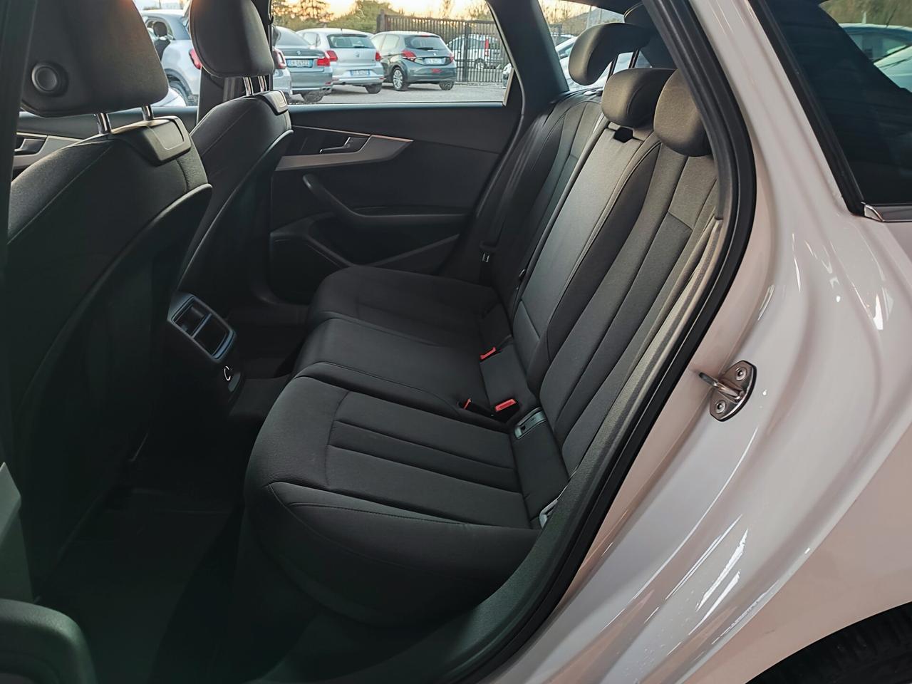 Audi A4 Avant 2.0 TDI 150 CV Business Sport