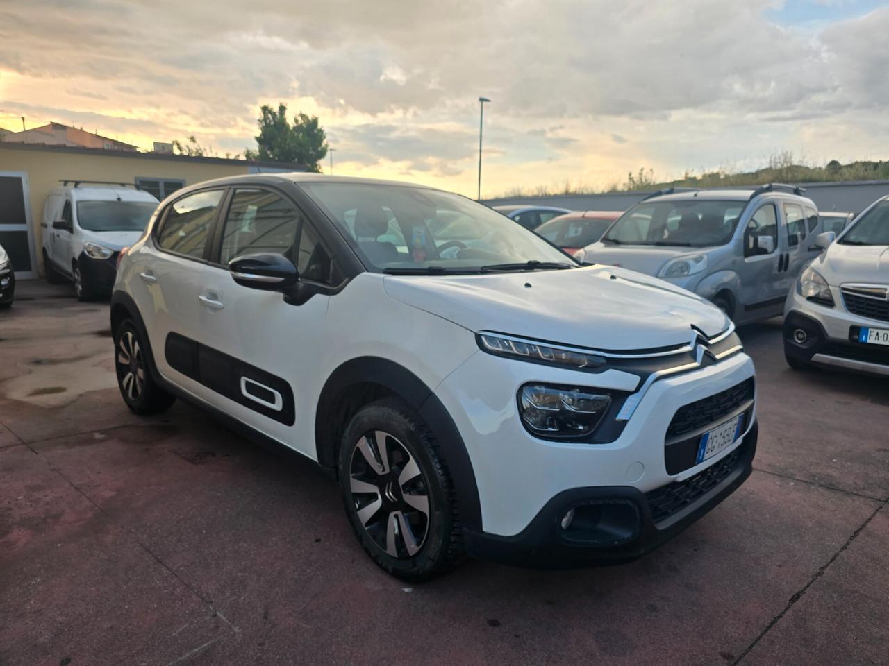 Citroen C3 PureTech 83 S&S Shine
