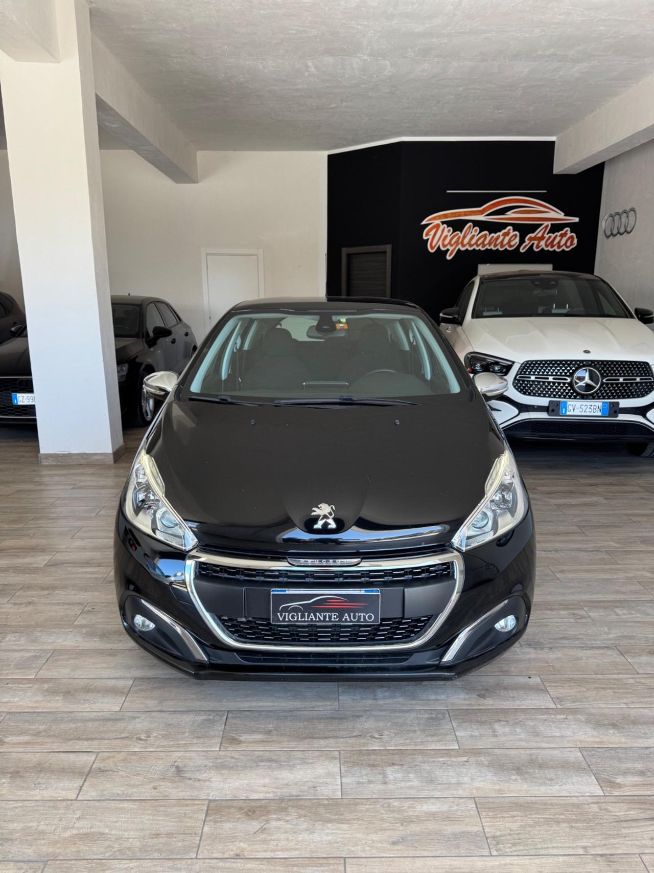 Peugeot 208 BlueHDi 100 5 porte GT Line