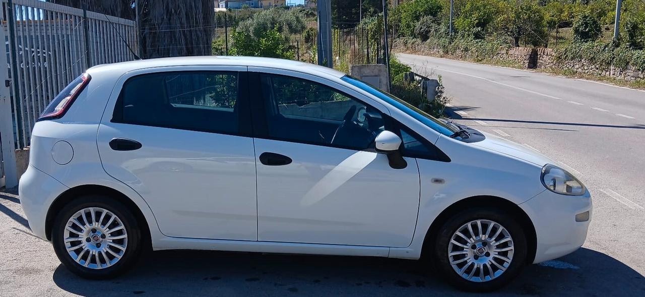 Fiat Punto 1.3 MJT II S&S 85 CV 5 porte ECO Pop AUTO GALLO Francofonte