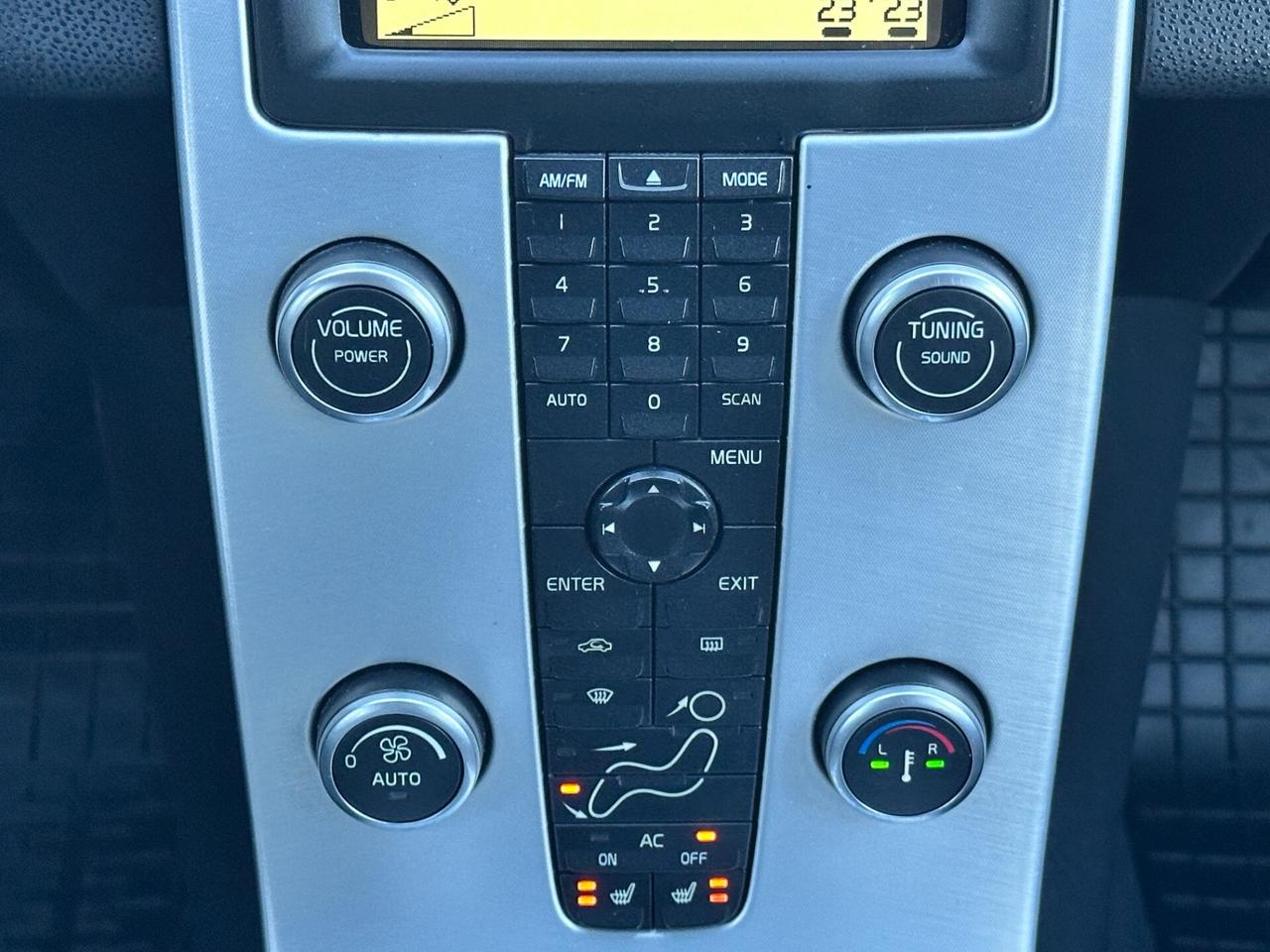 Volvo V50 D3 R-design