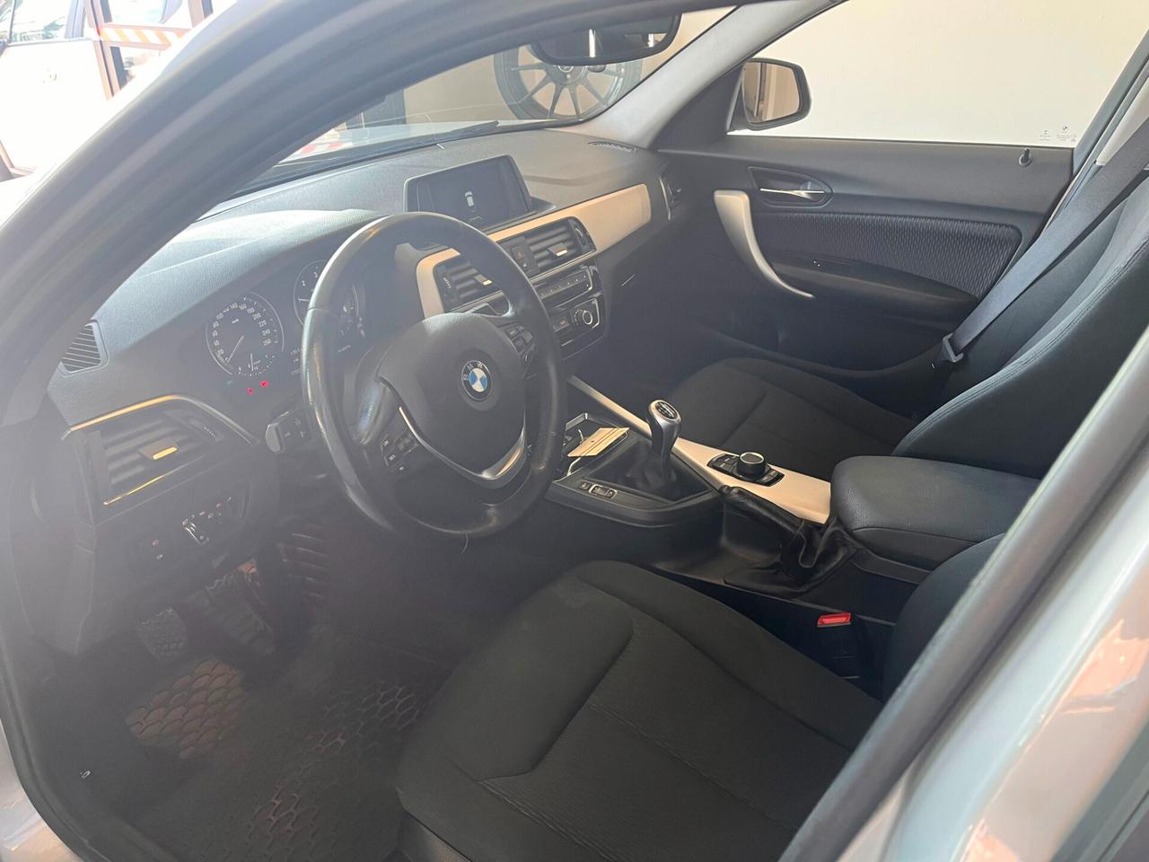 Bmw 116 116d 5p. Business