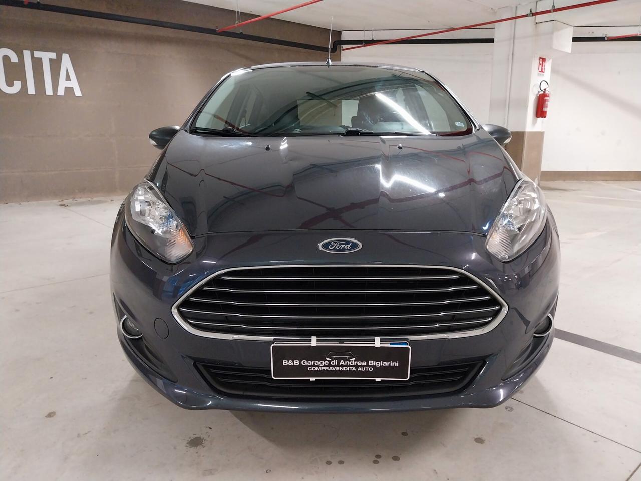 Ford Fiesta 1.5 TDCi 75CV 5 porte - ok neopatentati