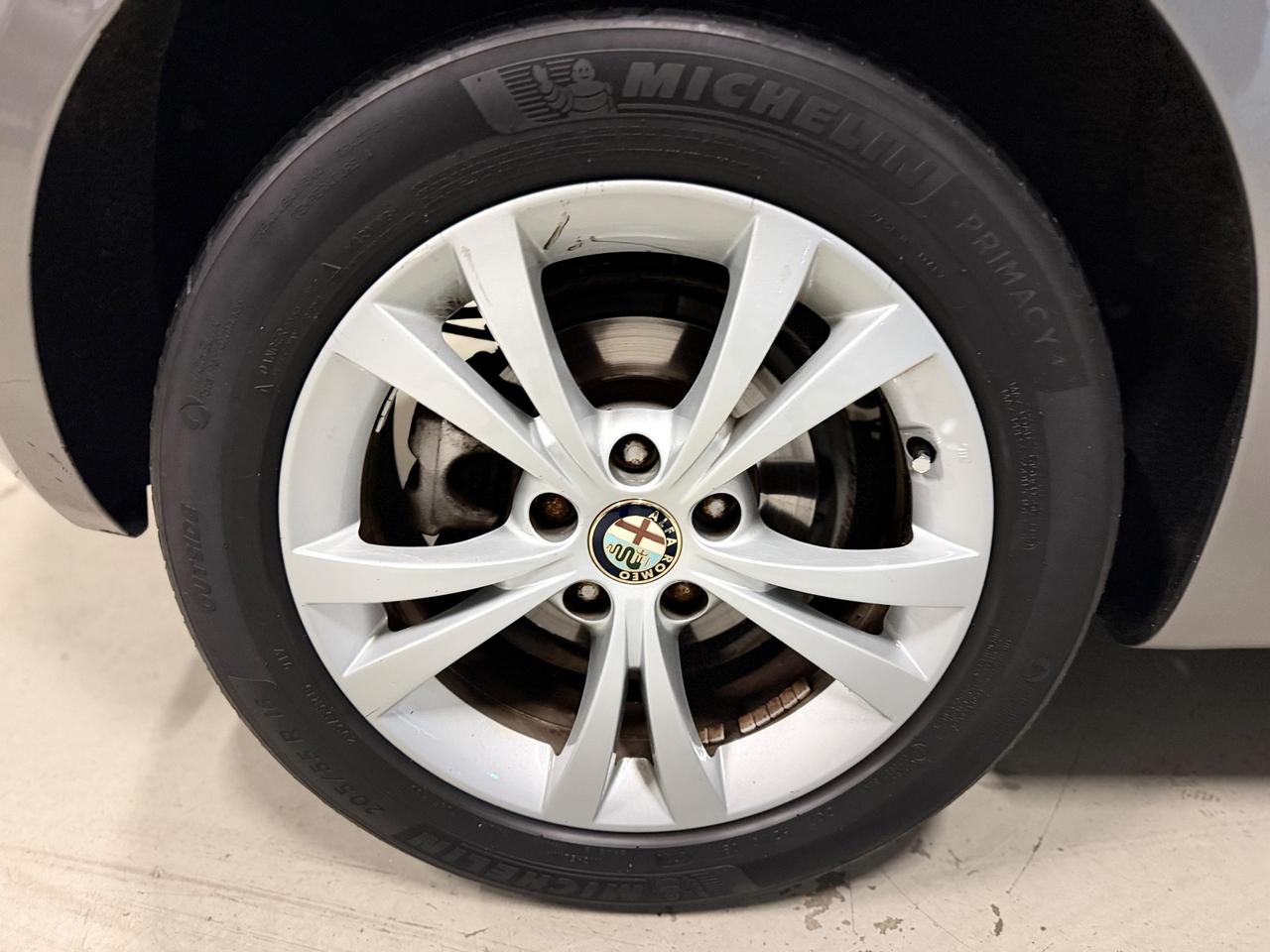 Alfa Romeo Giulietta 1.6 JTDm-2 105 CV Distinctive NEOPATENTATI