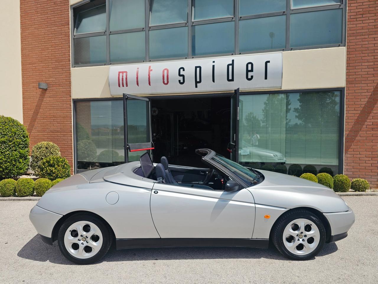 Alfa Romeo GTV Spider 2.0i 16V Twin Spark A/C Asi Crs