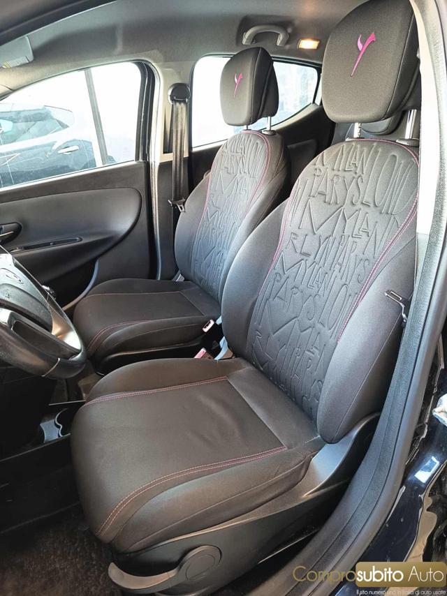 LANCIA Ypsilon 1.2 69 CV 5 porte Gold