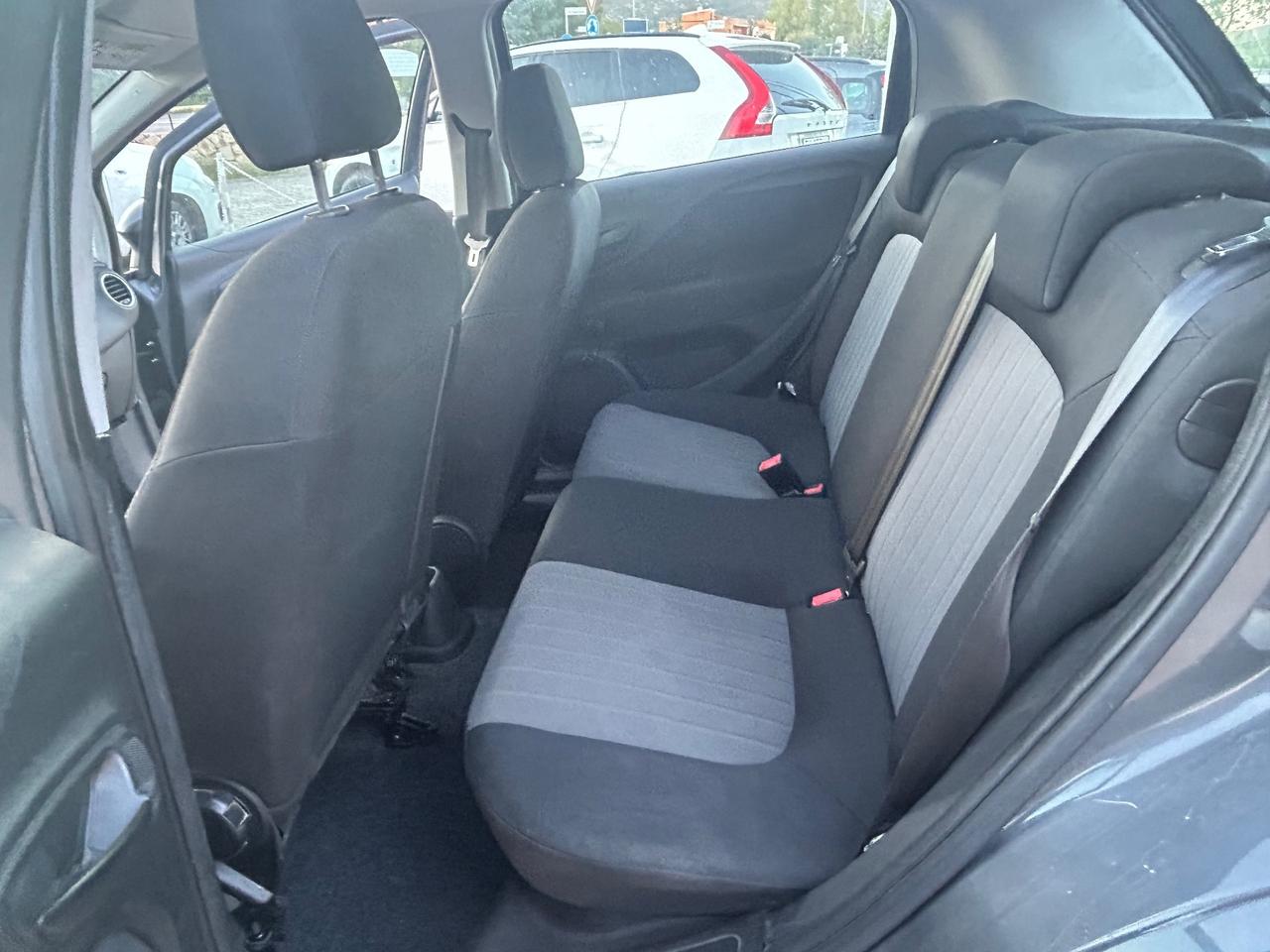 Fiat Punto 1.3 MJT II S&S 95 CV 5 porte Street