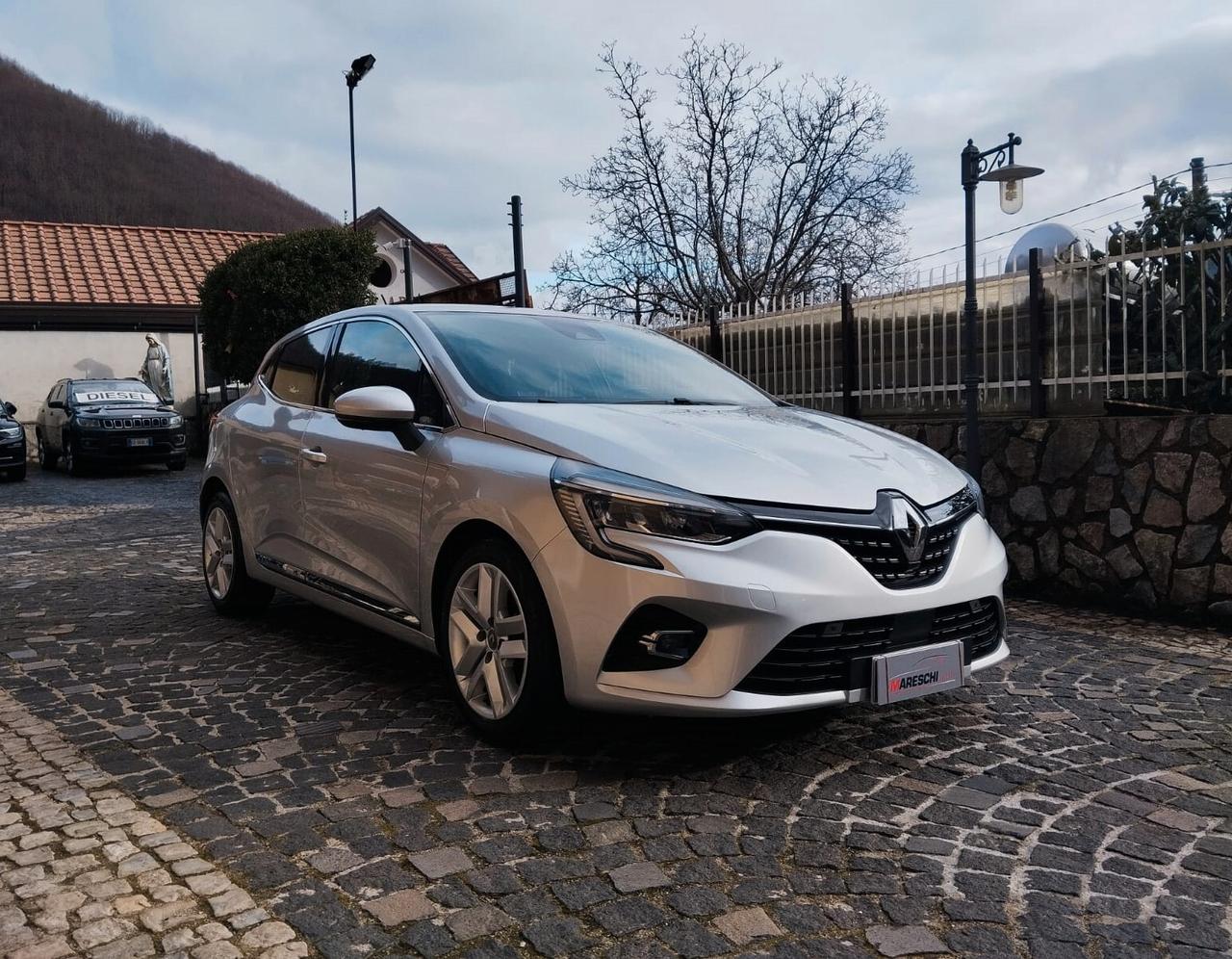 Renault Clio TCe 100 CV 5 porte Intens