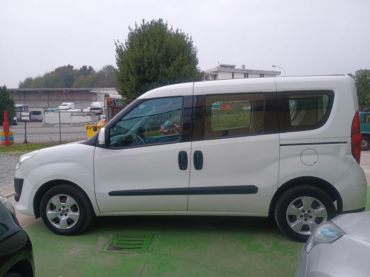FIAT DOBLO 1.3 DIESEL NEOPATENTATI