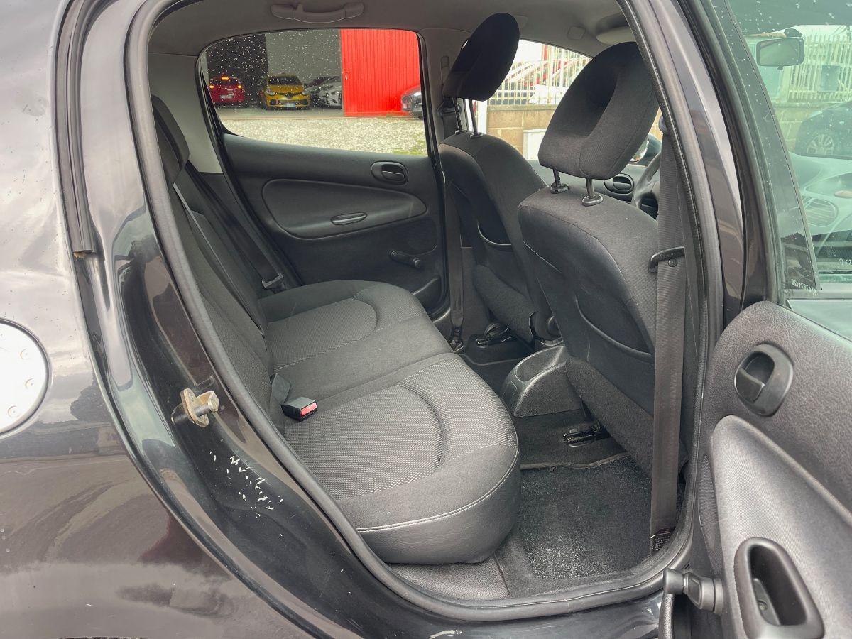 PEUGEOT - 206 - HDi 5p. Enfant Terrible