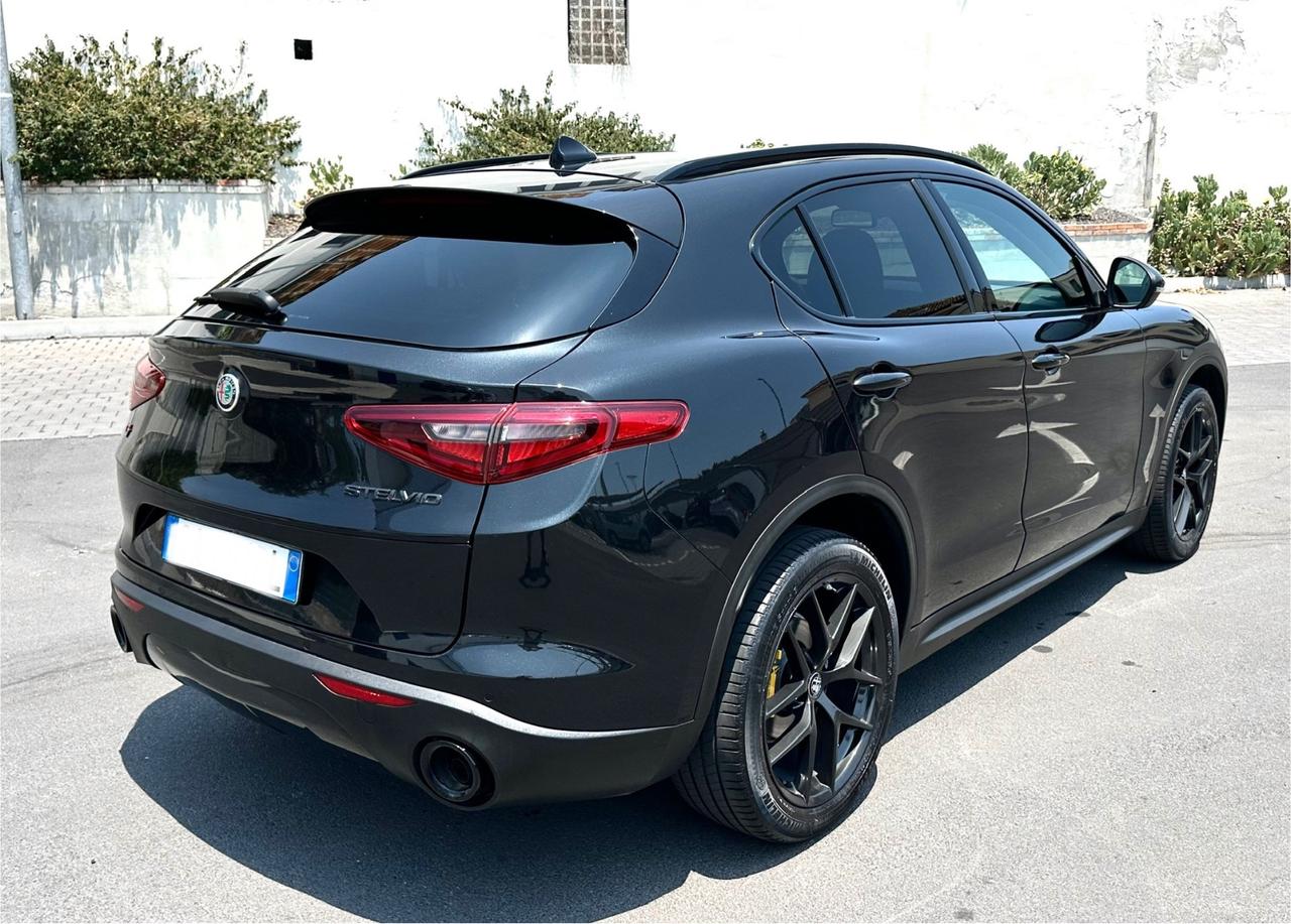 ALFA STELVIO 2.2 Turbodiesel 210 CV AT8 B-TECH