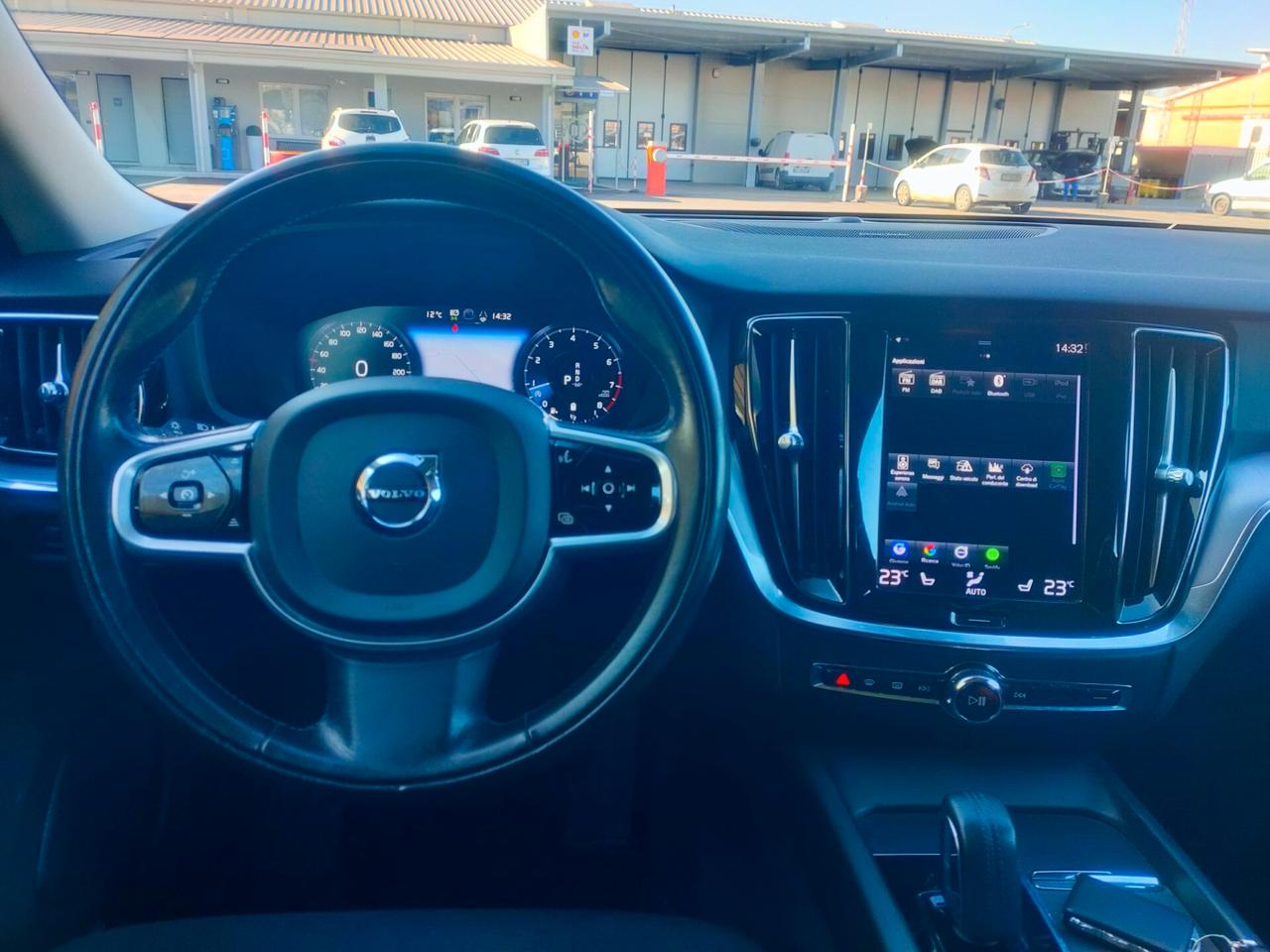 Volvo V60 B4 Geartronic Momentum Business Pro