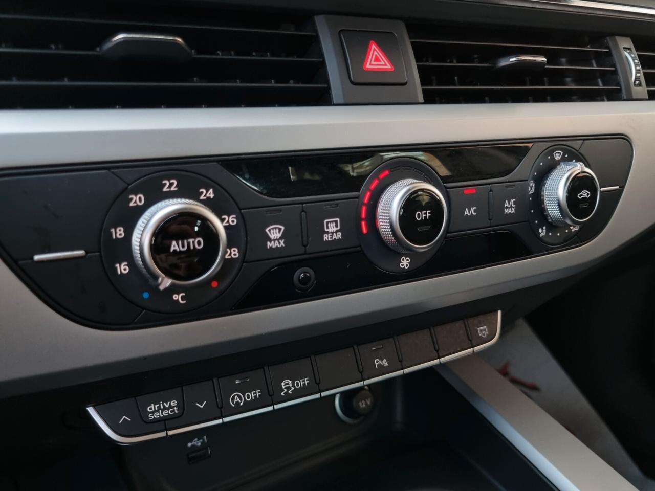 Audi A4 V Avant 30 2.0 tdi mhev 136cv s-tronic