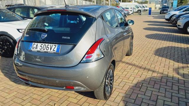 LANCIA Ypsilon 1.0 FireFly 5 porte S&S Hybrid Ecochic Gold