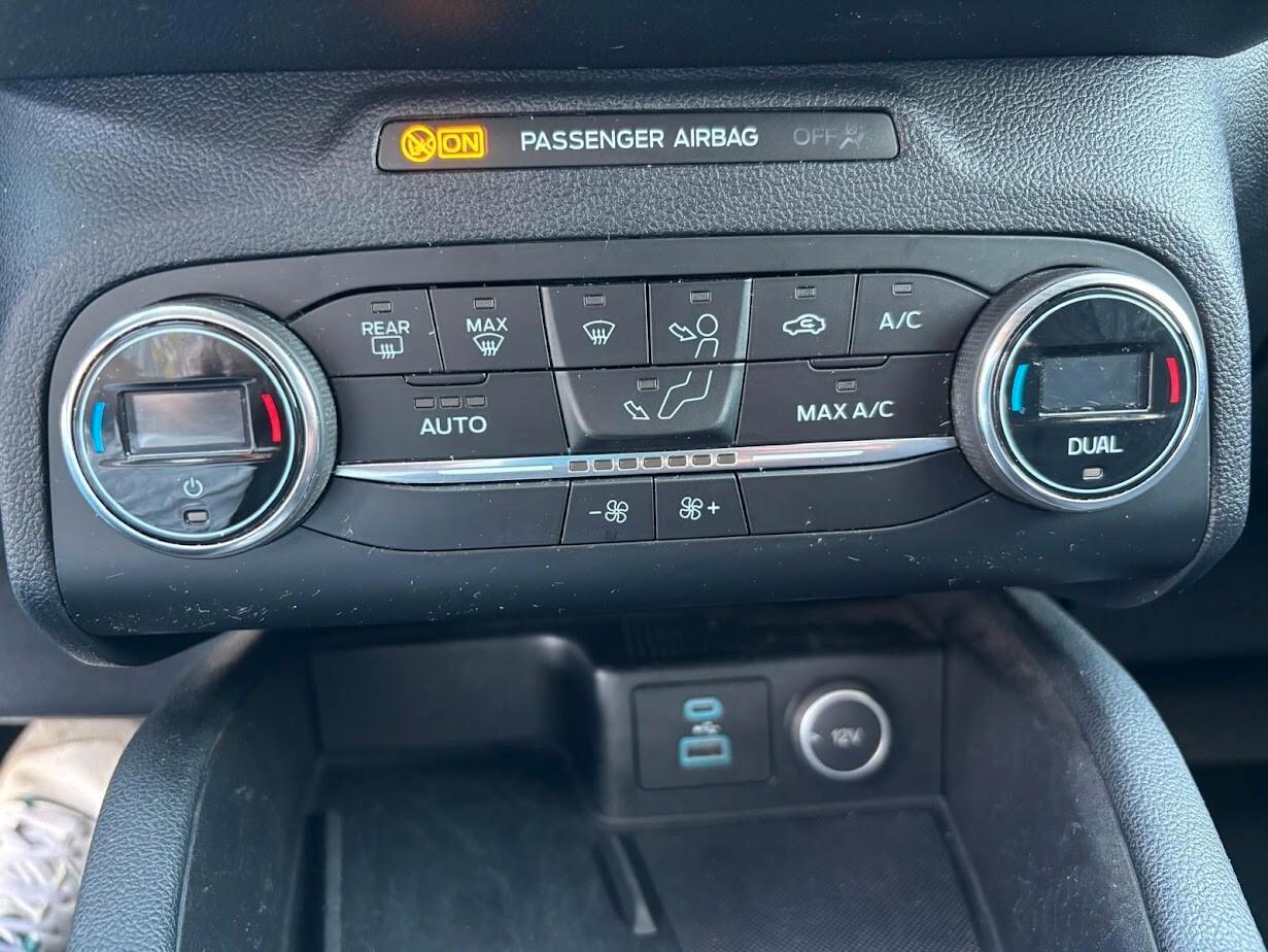 Ford Kuga 1.5 EcoBlue 120 CV aut. 2WD Titanium Business