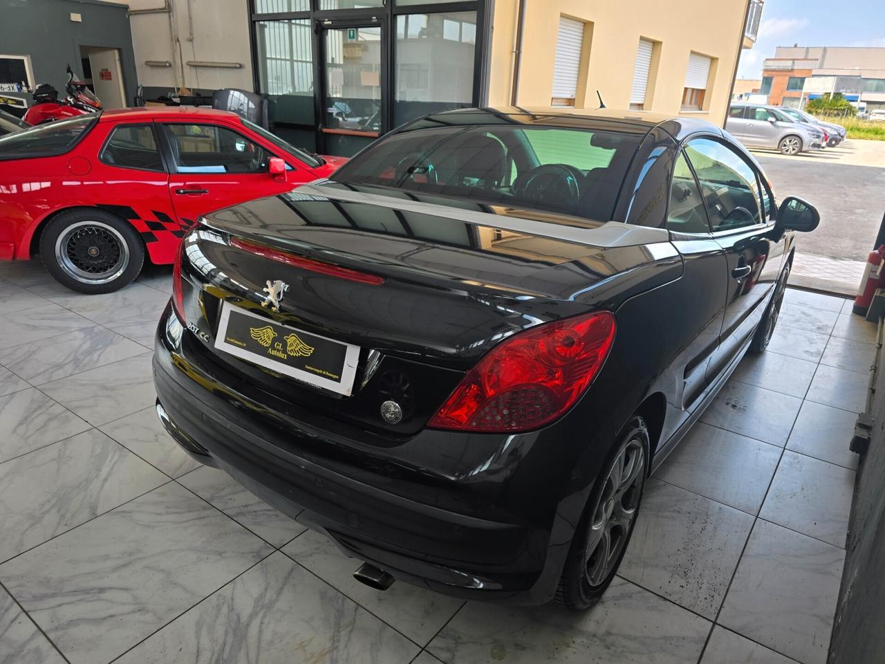 Peugeot 207 1.6 THP 150CV CC Roland Garros