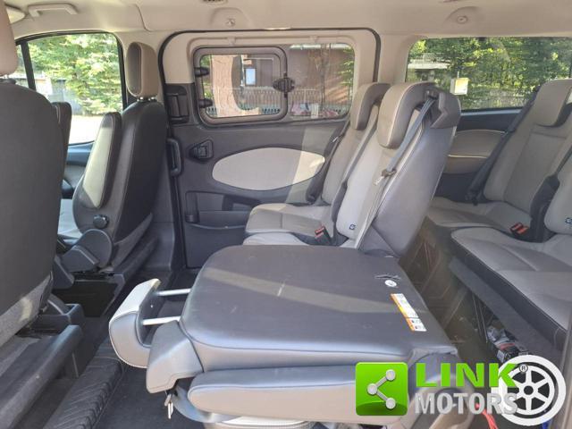 FORD Tourneo Custom 310 2.0 TDCi 130CV aut. PC Titanium 8 POSTI
