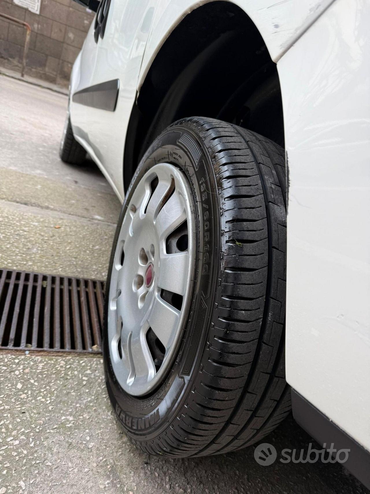 Fiat Doblo Dobl 1.4 T-Jet 16V Natural Power Emoti
