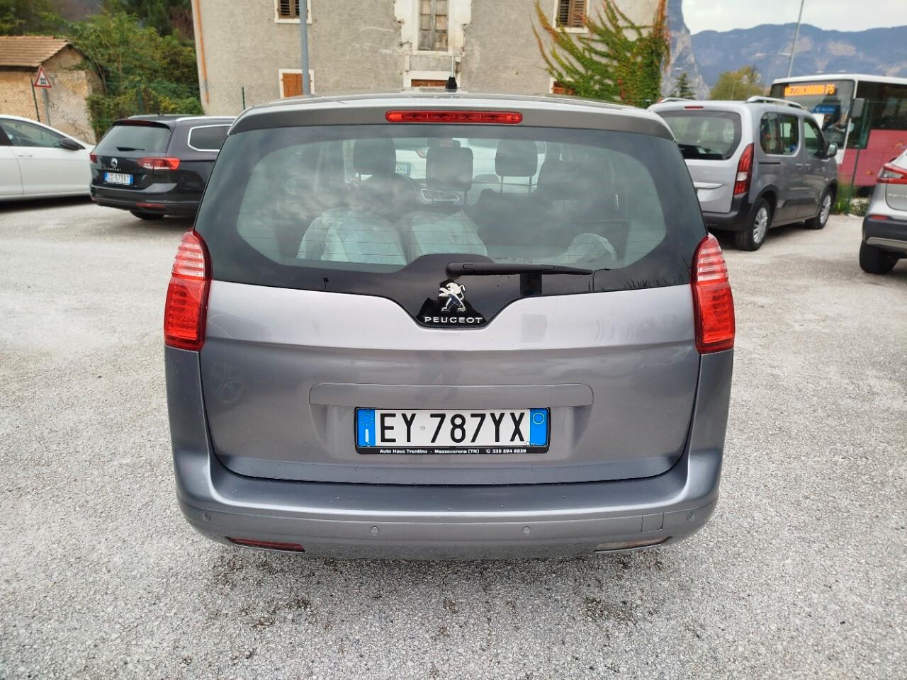 Peugeot 5008 BlueHDi 120 S&S Business