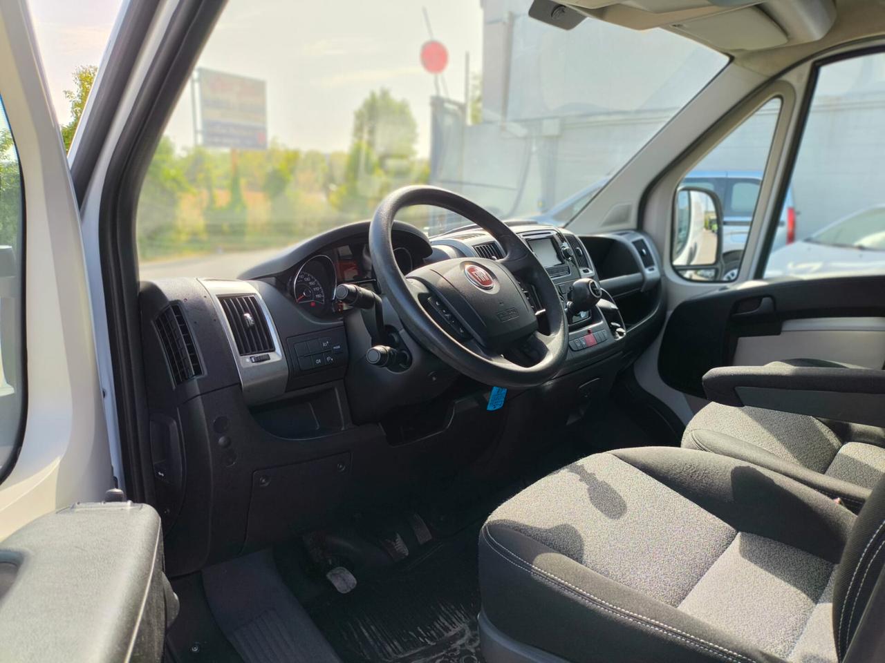 FIAT DUCATO MH2 CON PEDANA TRASPORTO OSSIGENO RIF:5624
