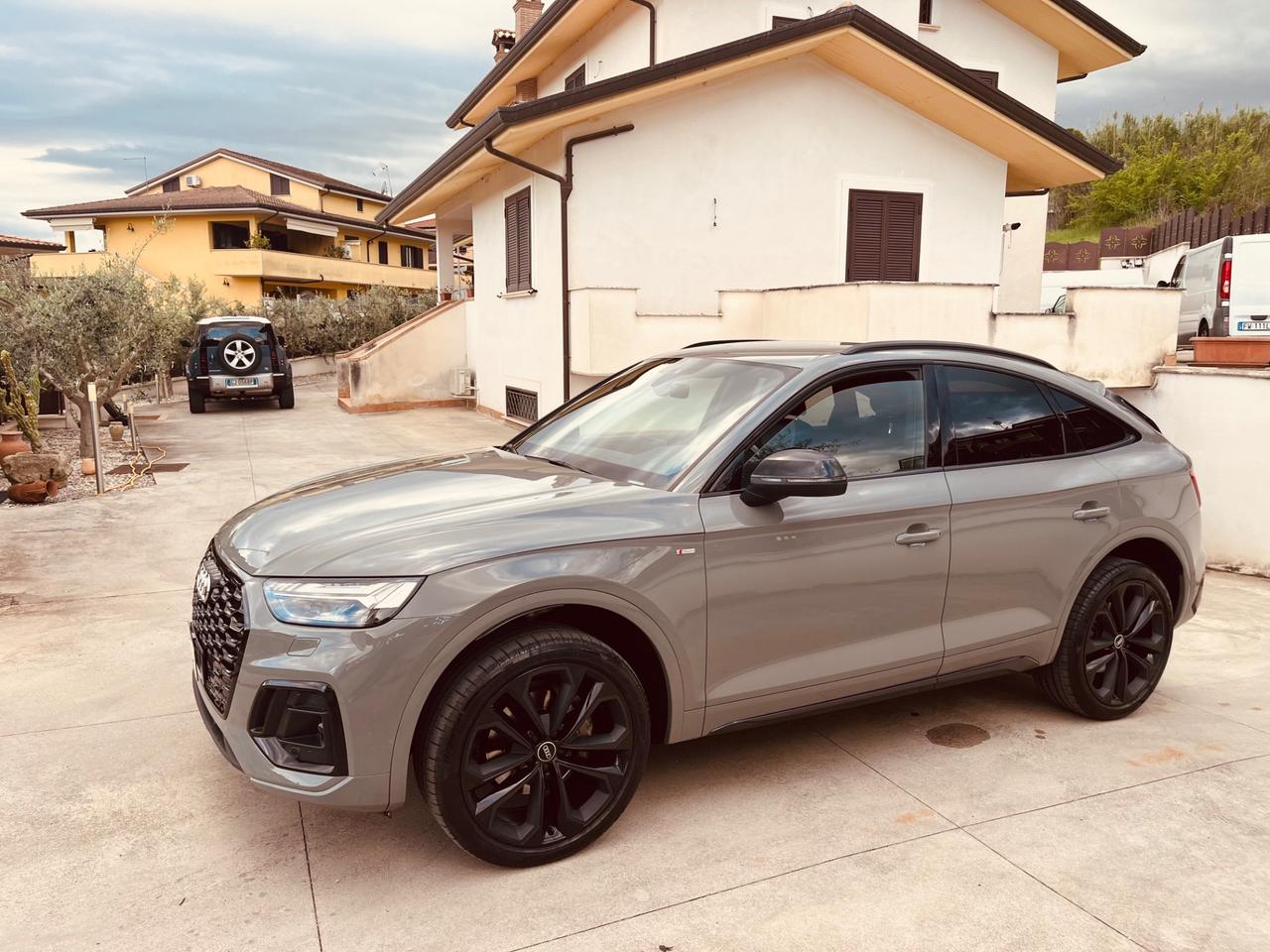 Audi Q5 SPORTBACK 40 TDI 204 CV S-LINE BLACK LINE QUATTRO